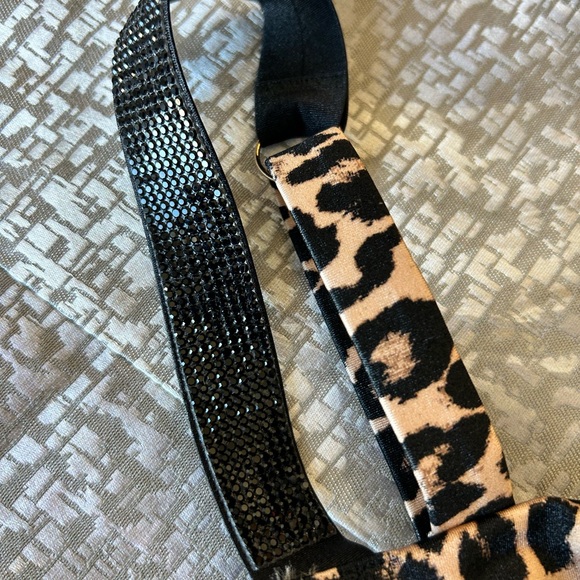 Victoria's Secret Leopard Shine Strap Bikini Bra Underwire. Size 34DD - Picture 5 of 6